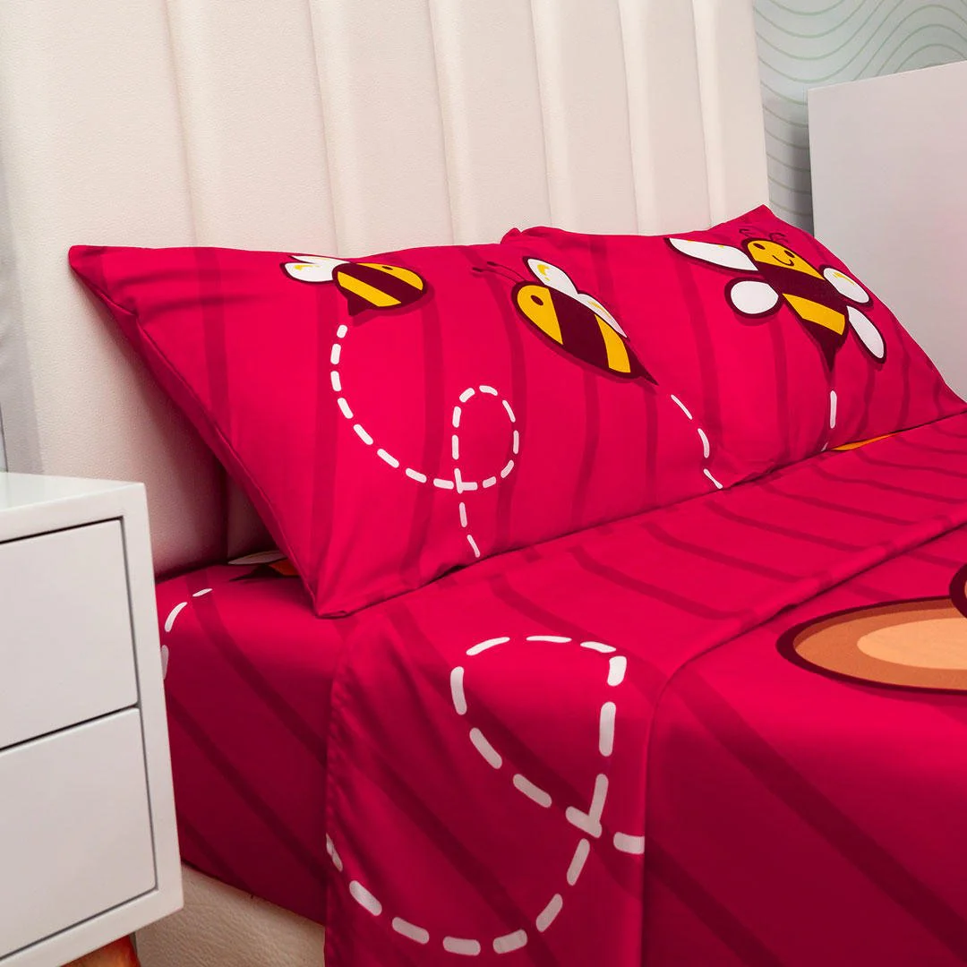 Juego de Sabanas Infantil Microfibra Doble 140 cm Fucsia de Osos y Abejas