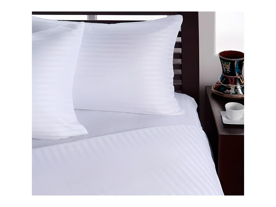 Sábana con Elástico Blanca Queen 152 x 203 cm 60% algodón